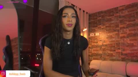 Ashley Fox online show from 02.01.26