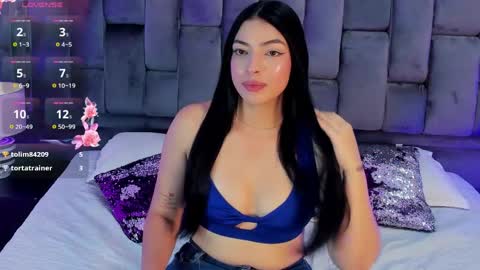 Snapshot of ashly_bloom chatting on 04.18.26 Ashly online show from 04.18.26
