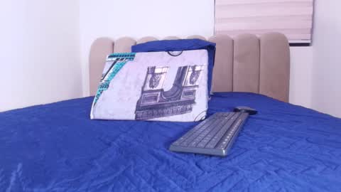 Ashly online show from 12.05.25