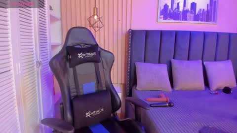 ashlye_miller_ online show from 01.04.25