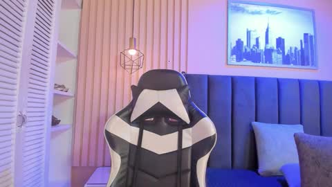 ashlye_miller_ online show from 11.21.25