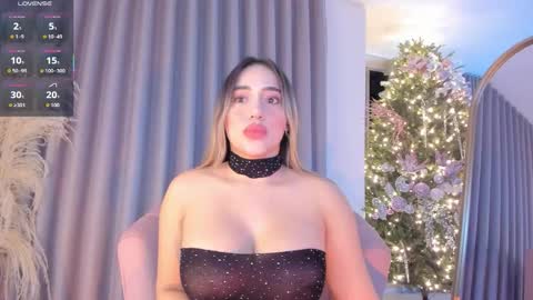 Snapshot of ashlye_stone chatting on 11.16.25 Paula Baleta online show from 11.16.25