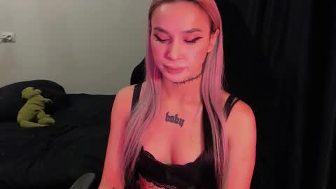 Mila online show from 02.14.26