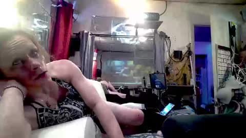 ashmomo online show from 02.12.25