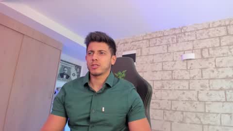 Snapshot of ashton_coleman_ chatting on 03.17.26 my name real is camilo online show from 03.17.26