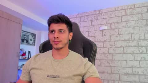 Snapshot of ashton_coleman_ chatting on 03.26.26 my name real is camilo online show from 03.26.26