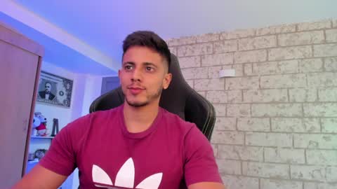 Snapshot of ashton_coleman_ chatting on 04.02.26 my name real is camilo online show from 04.02.26