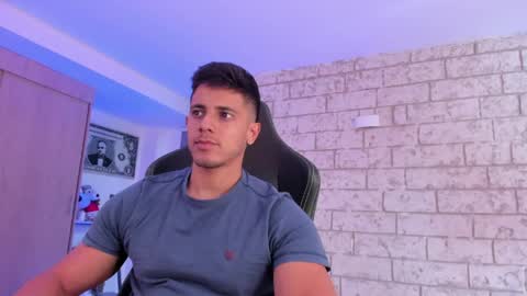 Snapshot of ashton_coleman_ chatting on 04.02.26 my name real is camilo online show from 04.02.26