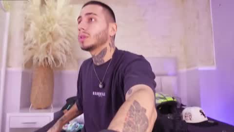 AsiaMiller online show from 12.15.25