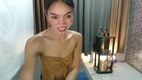 Snapshot of asian_cassy chatting on 03.25.26 asian_cassy online show from 03.25.26