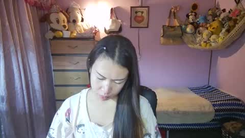 Snapshot of asian_llory chatting on 02.20.26 asian_llory online show from 02.20.26