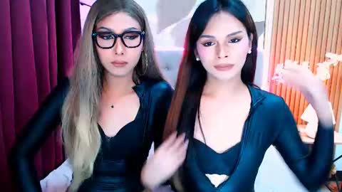 Snapshot of asian_mooreen chatting on 06.19.26 mooreen online show from 06.19.26