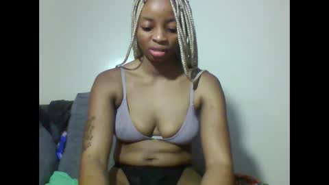 Snapshot of asian_pinay01 chatting on 11.30.25 Asia online show from 11.30.25