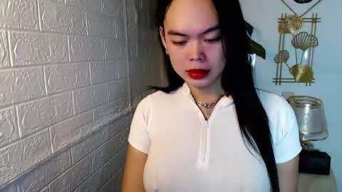 Snapshot of asian_pretty143 chatting on 06.24.26 asian_pretty143 online show from 06.24.26