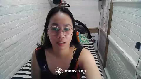 Snapshot of asian_sexydimples chatting on 12.14.24 Trixie online show from 12.14.24