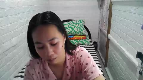 Snapshot of asian_sexydimples chatting on 02.15.25 Trixie online show from 02.15.25