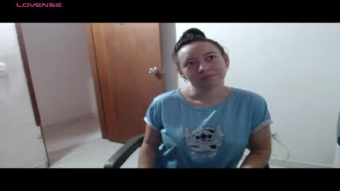 Damara Roland online show from 04.18.26