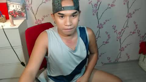Snapshot of asianbigdickintown chatting on 10.30.25 Sonny boy online show from 10.30.25