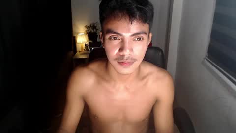 Snapshot of asianboyhunt chatting on 12.03.24 Fev online show from 12.03.24