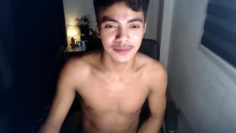 Snapshot of asianboyhunt chatting on 12.13.24 Fev online show from 12.13.24