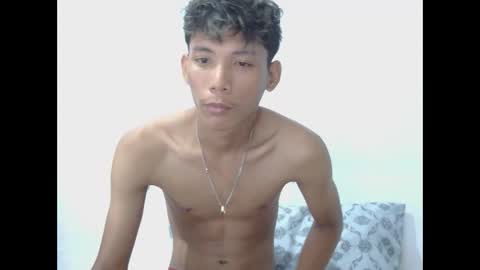 Snapshot of asiancockinsan chatting on 10.03.25 Isan online show from 10.03.25