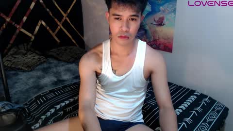 asiancum_peter online show from 03.20.26