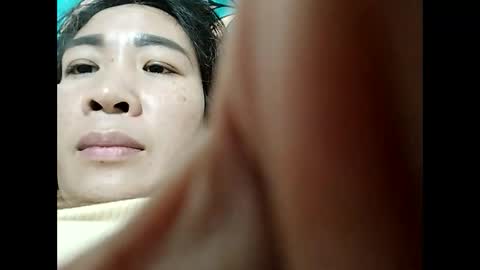 Snapshot of asiancutie143 chatting on 10.08.25 asiancutie143 online show from 10.08.25