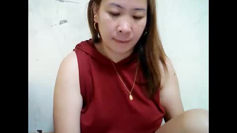 Snapshot of asiancutie143 chatting on 05.05.26 asiancutie143 online show from 05.05.26