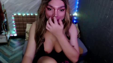 Snapshot of asiandollxxx4u chatting on 05.05.26 BELLA NOTCH online show from 05.05.26