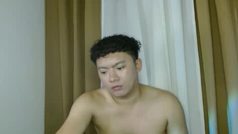 Snapshot of asiangay1209 chatting on 09.22.25 asiangay1209 online show from 09.22.25