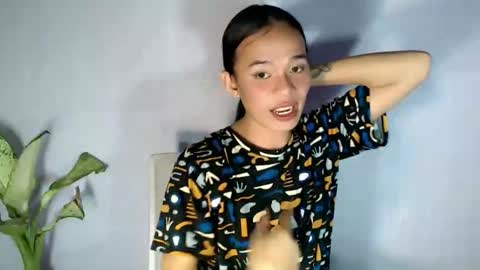 Snapshot of asianhoney_babe30 chatting on 04.12.26 PRINCESS online show from 04.12.26