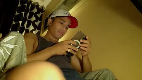 Snapshot of asianhorsecockowen chatting on 11.24.25 asianhorsecockowen online show from 11.24.25