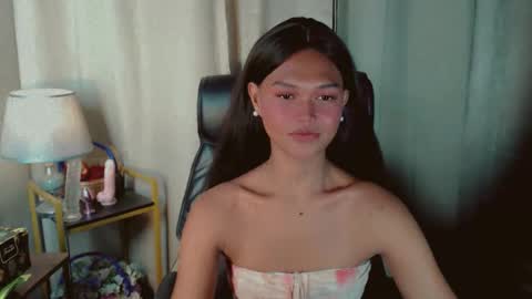 Snapshot of asiankianna chatting on 05.24.26 Kianna online show from 05.24.26