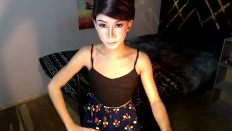 Snapshot of asianpetitehugecock chatting on 06.16.26 AGATHA online show from 06.16.26