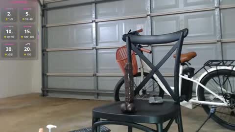 Snapshot of asianpina chatting on 12.14.25 Anne online show from 12.14.25