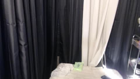 Snapshot of asiantwink_ariel19 chatting on 01.15.26 asiantwink_ariel19 online show from 01.15.26