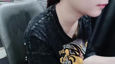 Snapshot of asiasweety chatting on 05.09.26 SoHye online show from 05.09.26