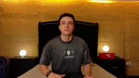 Snapshot of aslanfox_ chatting on 04.19.26 Aslan online show from 04.19.26