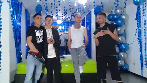 THOMAS AND DAMIAND online show from 01.12.25