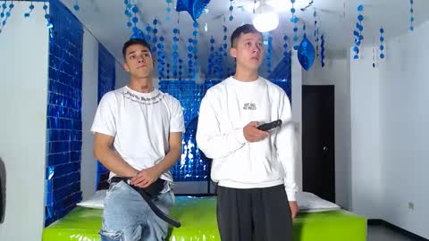 THOMAS AND DAMIAND online show from 02.26.25