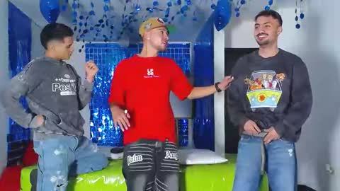 THOMAS AND DAMIAND online show from 03.03.25