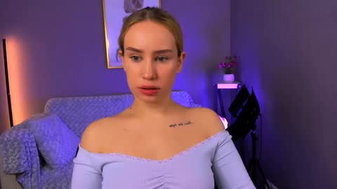 Snapshot of asol_muah chatting on 11.07.25 Asol online show from 11.07.25