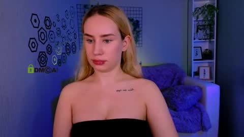 Snapshot of asol_muah chatting on 11.21.25 Asol online show from 11.21.25