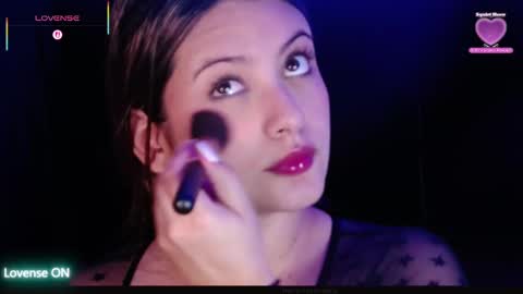   online show from 10.05.25