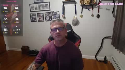 Snapshot of ass_chaser_1 chatting on 09.19.25 Ass Chaser online show from 09.19.25