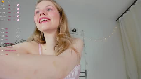 Snapshot of ass_latte chatting on 01.10.25 Sasha online show from 01.10.25