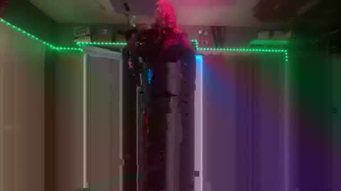 SIR WILLIAM online show from 01.08.26