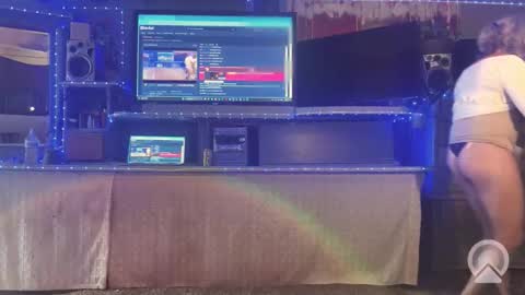 SIR WILLIAM online show from 05.31.26