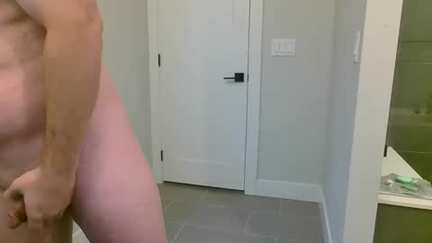 Snapshot of assmagicman chatting on 11.17.25 assmagicman online show from 11.17.25