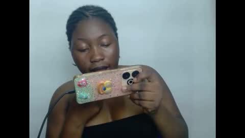 Snapshot of assnpussyx chatting on 10.17.25 assnpussyx online show from 10.17.25